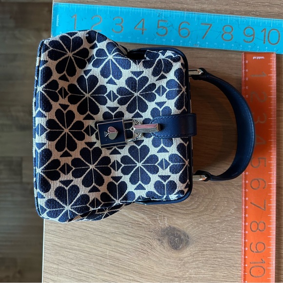 Navy Blue Floral Women's Bag - Picture 4 of 5